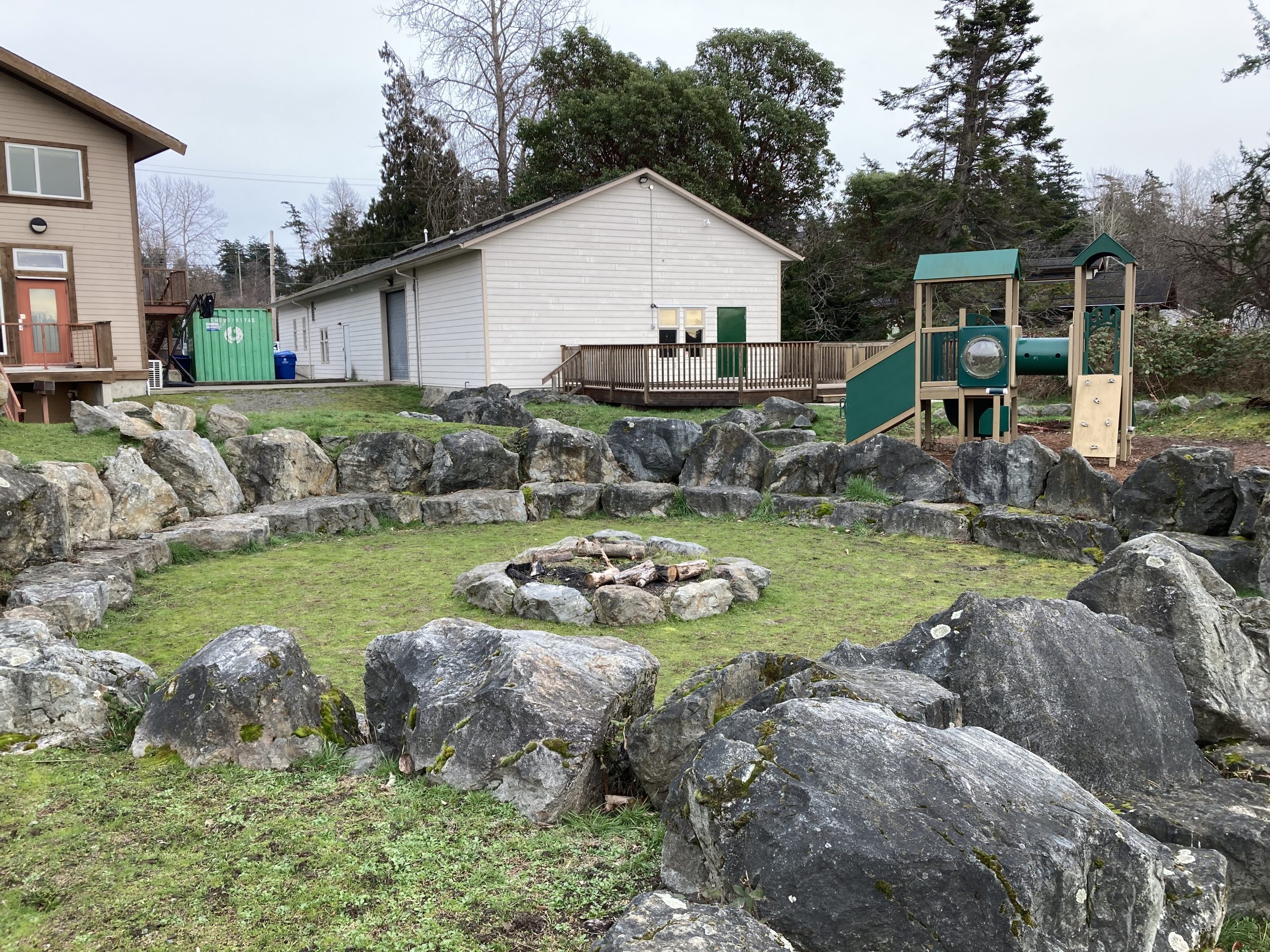 The gathering circle in Kosapsum community.